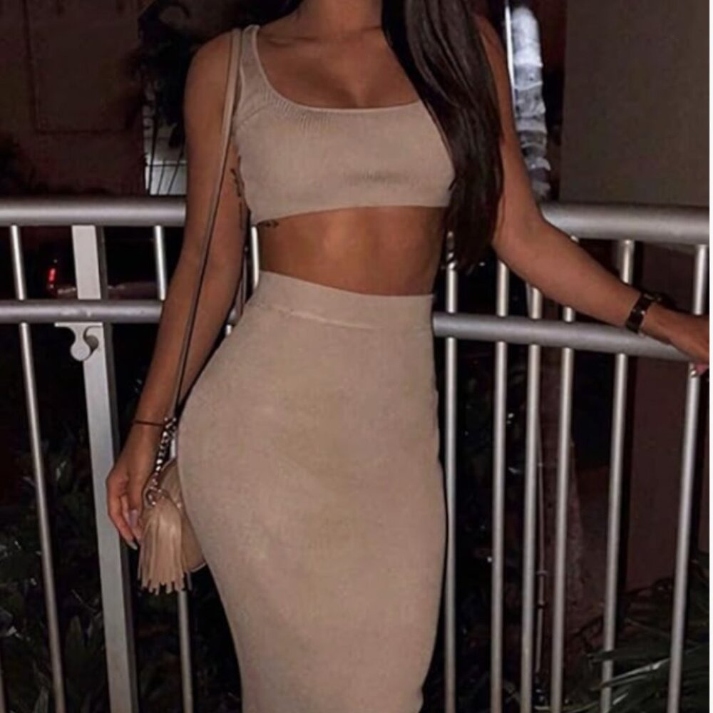 Scoop Neck Two-Piece Maxi Dress Set - Size Small